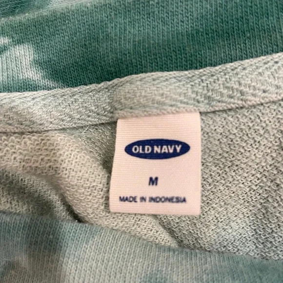 Old Navy Sweatshirt and Short Set - Picture 2 of 5